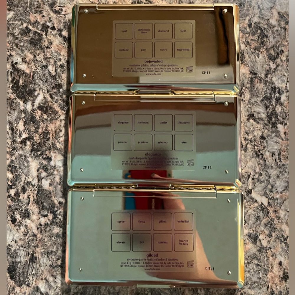Tarte Luxe Gold Eyeshadow Collection - Picture 6 of 10